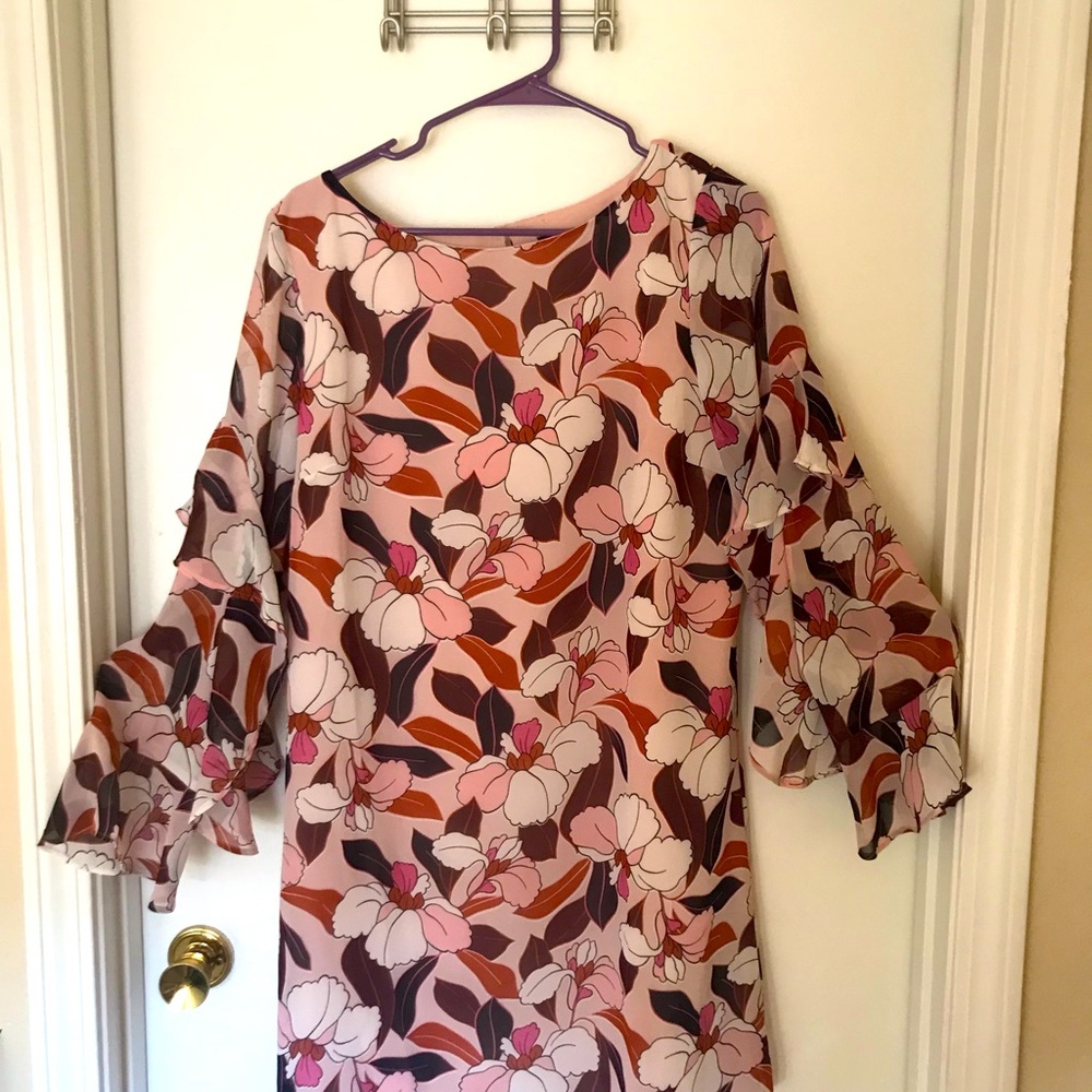 Ann Taylor LOFT Dress | Size: 10 | Floral Flutter Long Sleeve